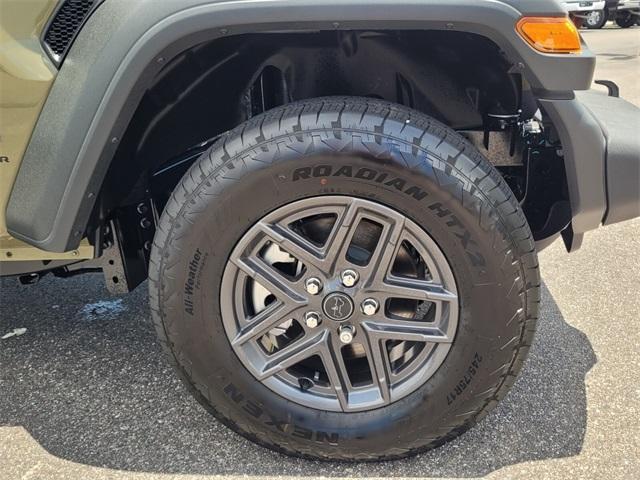 new 2025 Jeep Wrangler car, priced at $43,302