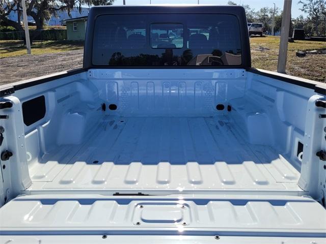 new 2026 Jeep Gladiator car, priced at $38,350