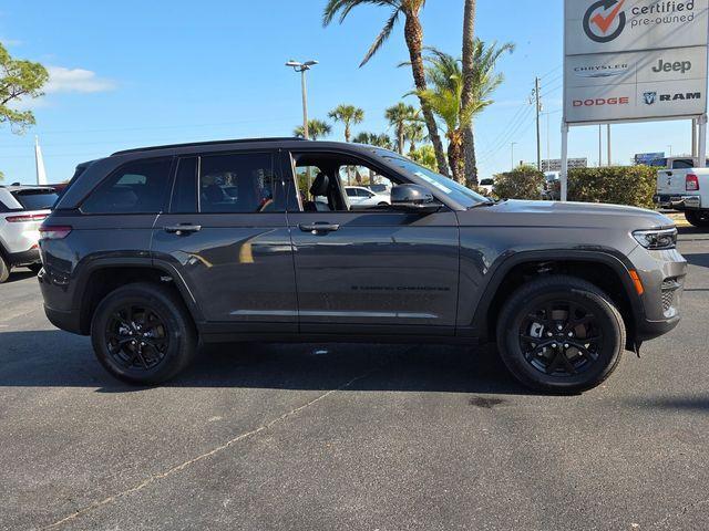 new 2025 Jeep Grand Cherokee car, priced at $34,941