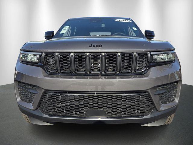new 2025 Jeep Grand Cherokee car, priced at $34,941