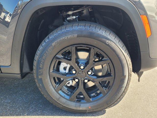 new 2025 Jeep Grand Cherokee car, priced at $34,497