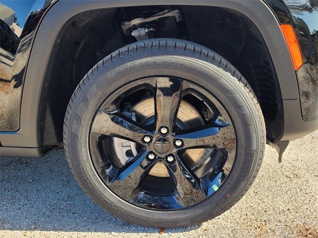 new 2025 Jeep Grand Cherokee L car, priced at $38,661