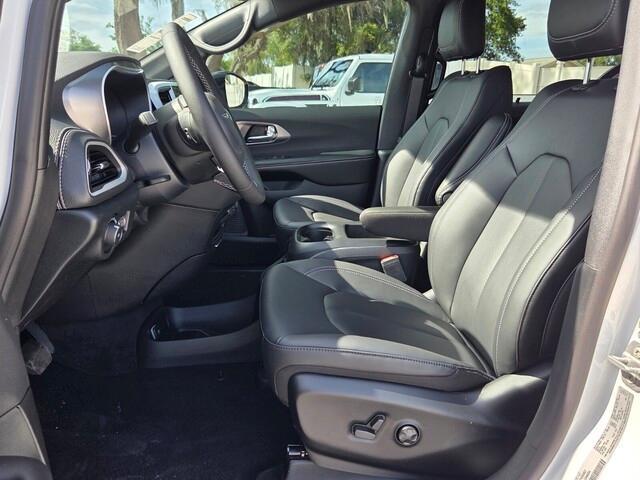 new 2026 Chrysler Pacifica car, priced at $42,324