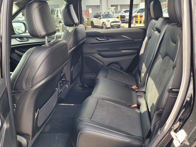 new 2025 Jeep Grand Cherokee car, priced at $32,506