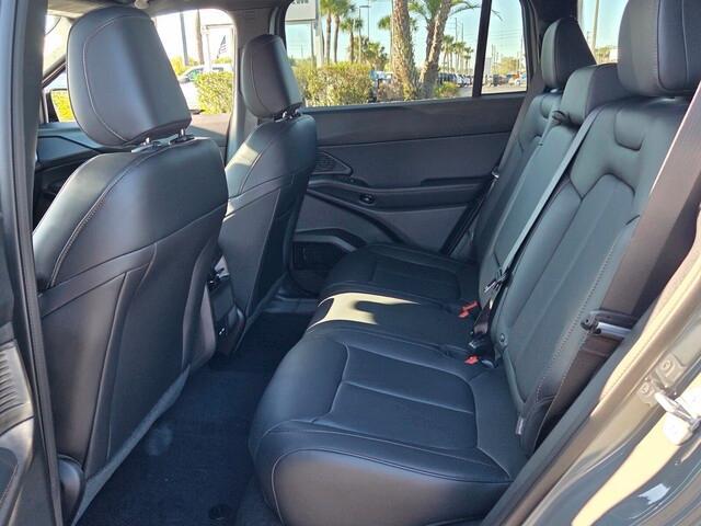 new 2026 Jeep Cherokee car, priced at $38,172