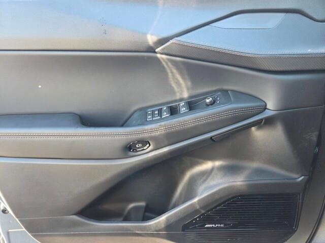 new 2026 Jeep Cherokee car, priced at $38,172