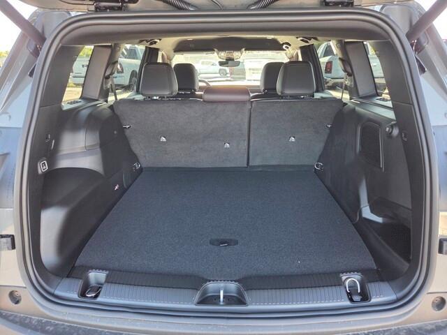 new 2026 Jeep Cherokee car, priced at $38,172