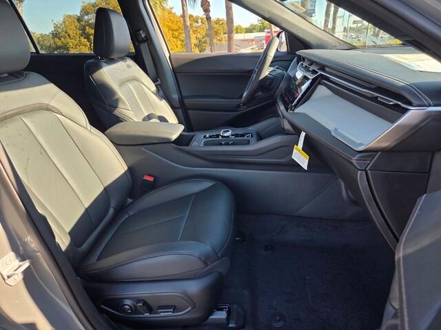 new 2026 Jeep Cherokee car, priced at $38,172