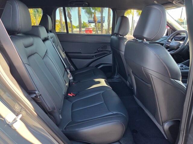 new 2026 Jeep Cherokee car, priced at $38,172