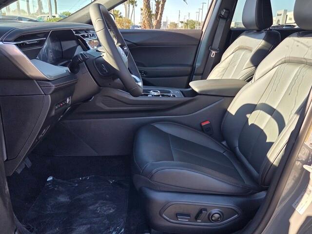 new 2026 Jeep Cherokee car, priced at $38,172