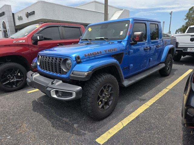 used 2025 Jeep Gladiator car, priced at $38,888