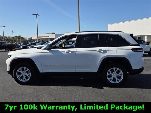 used 2023 Jeep Grand Cherokee car, priced at $29,504
