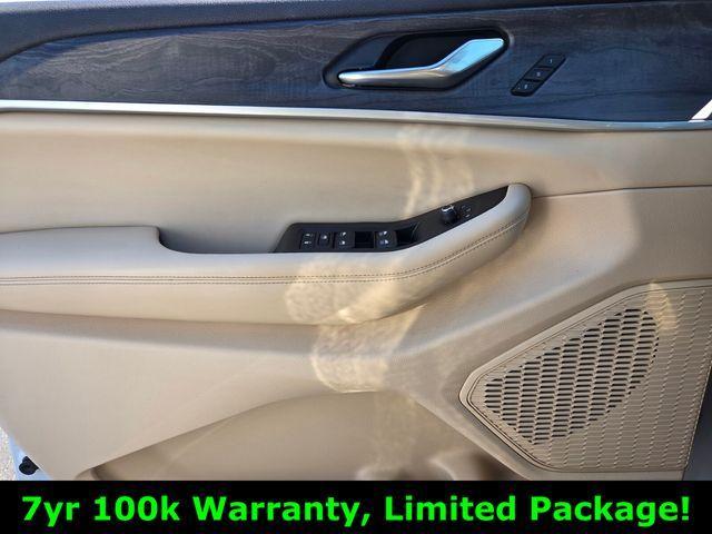 used 2023 Jeep Grand Cherokee car, priced at $28,888