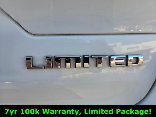 used 2023 Jeep Grand Cherokee car, priced at $28,888