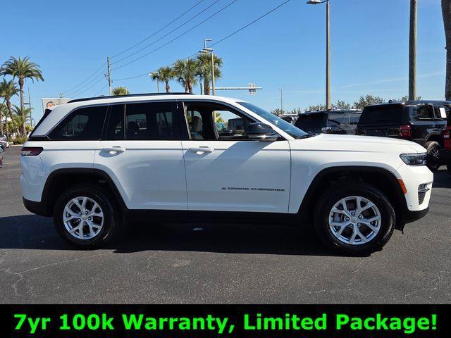 used 2023 Jeep Grand Cherokee car, priced at $28,888