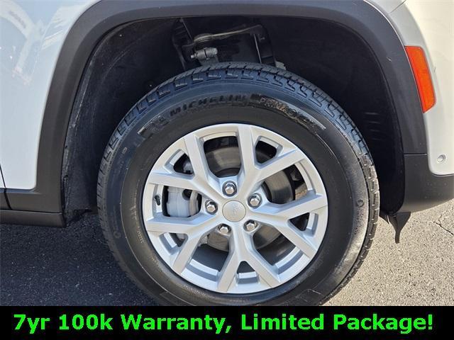 used 2023 Jeep Grand Cherokee car, priced at $29,504