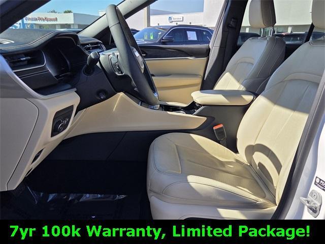 used 2023 Jeep Grand Cherokee car, priced at $29,504