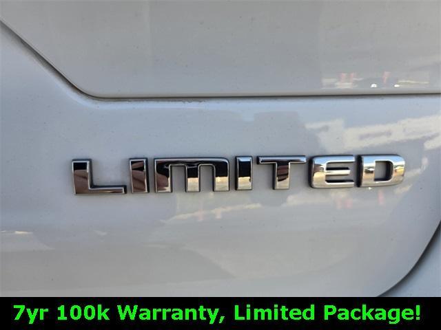 used 2023 Jeep Grand Cherokee car, priced at $29,504