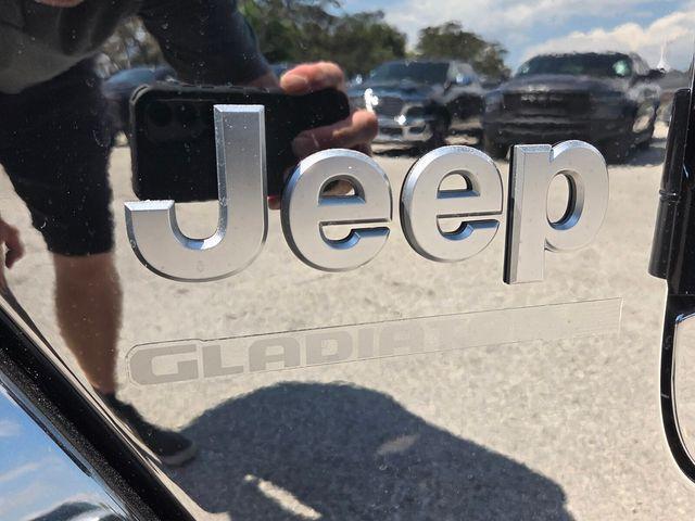 new 2026 Jeep Gladiator car, priced at $41,509