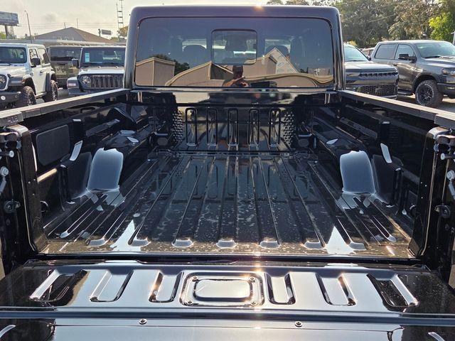 new 2026 Jeep Gladiator car, priced at $48,008