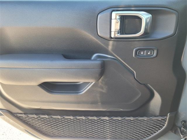 new 2026 Jeep Wrangler car, priced at $38,785