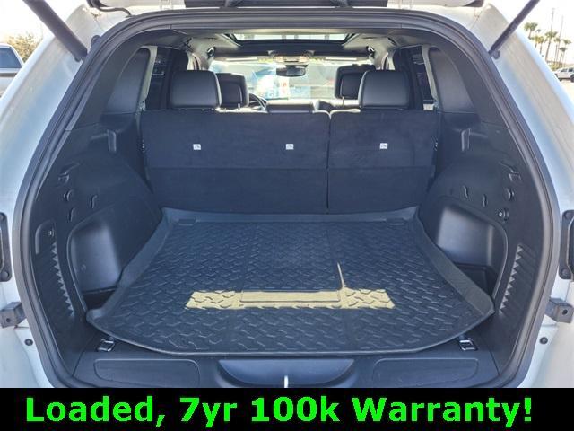 used 2022 Jeep Grand Cherokee WK car, priced at $25,900