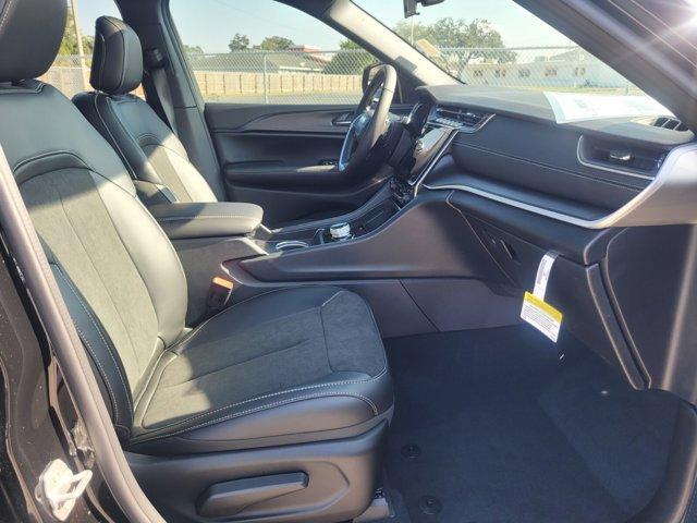 new 2025 Jeep Grand Cherokee L car, priced at $37,359