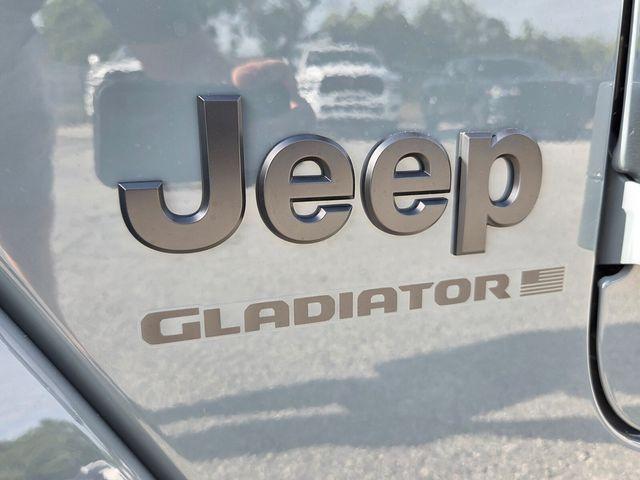 new 2026 Jeep Gladiator car, priced at $41,986