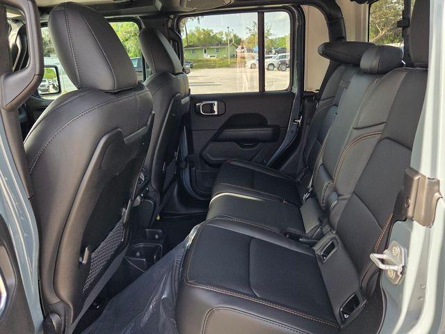 new 2026 Jeep Gladiator car, priced at $41,986