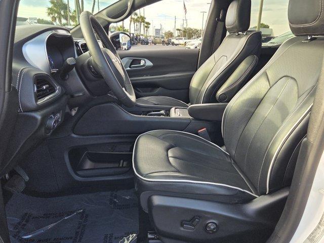 used 2026 Chrysler Pacifica car, priced at $36,899