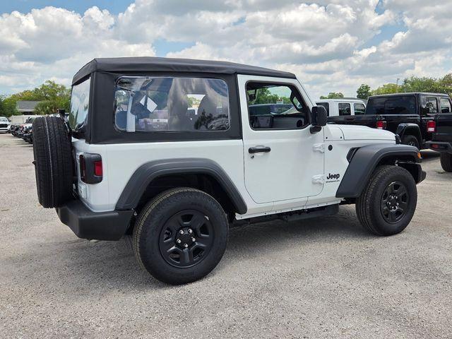new 2026 Jeep Wrangler car, priced at $33,578