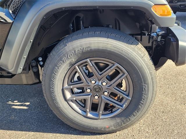 new 2026 Jeep Gladiator car, priced at $41,509