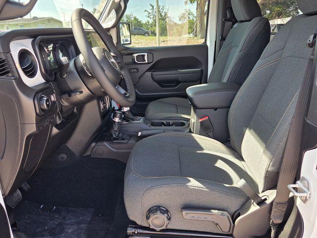 new 2026 Jeep Wrangler car, priced at $40,214