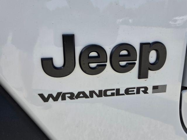 new 2026 Jeep Wrangler car, priced at $40,214