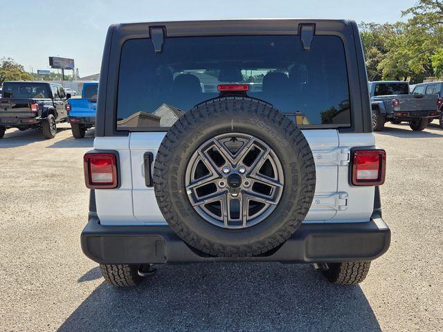 new 2026 Jeep Wrangler car, priced at $40,214
