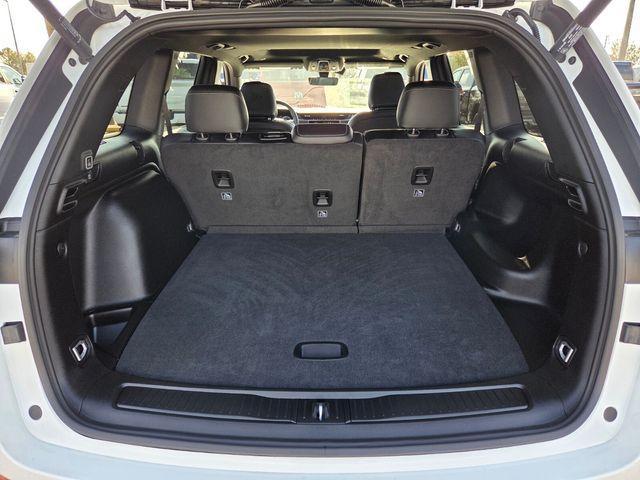 new 2025 Jeep Grand Cherokee car, priced at $32,029