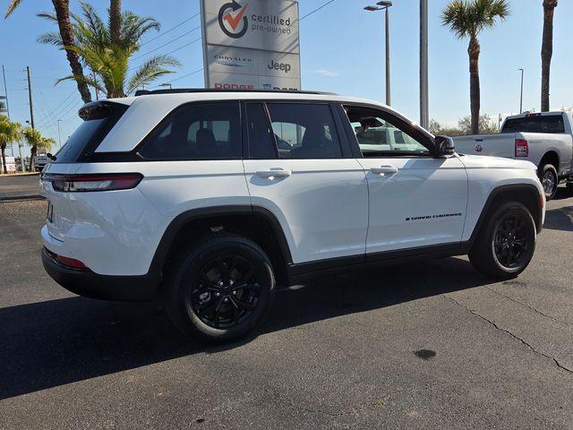 new 2025 Jeep Grand Cherokee car, priced at $32,029