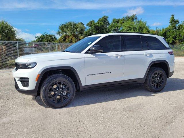 new 2025 Jeep Grand Cherokee car, priced at $35,364