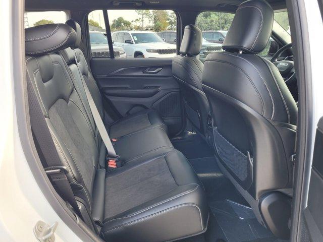 new 2025 Jeep Grand Cherokee car, priced at $35,364