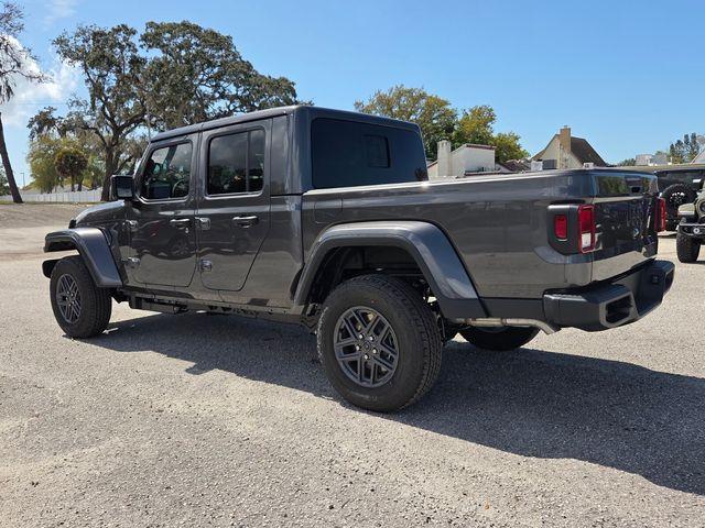 new 2026 Jeep Gladiator car, priced at $37,948
