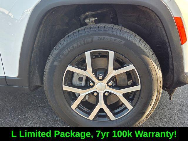 used 2025 Jeep Grand Cherokee L car, priced at $38,777