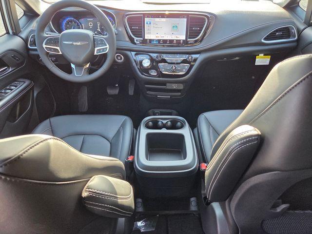 new 2026 Chrysler Pacifica car, priced at $38,418