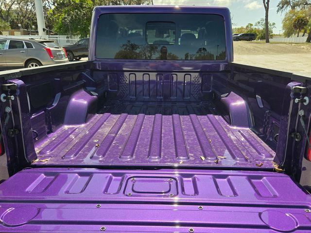 new 2026 Jeep Gladiator car, priced at $39,965