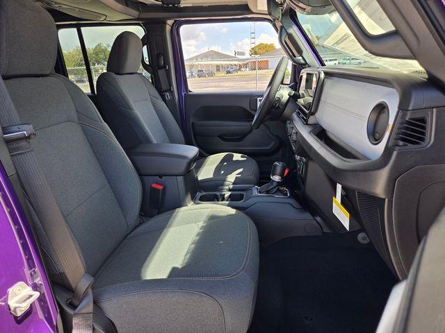 new 2026 Jeep Gladiator car, priced at $39,965