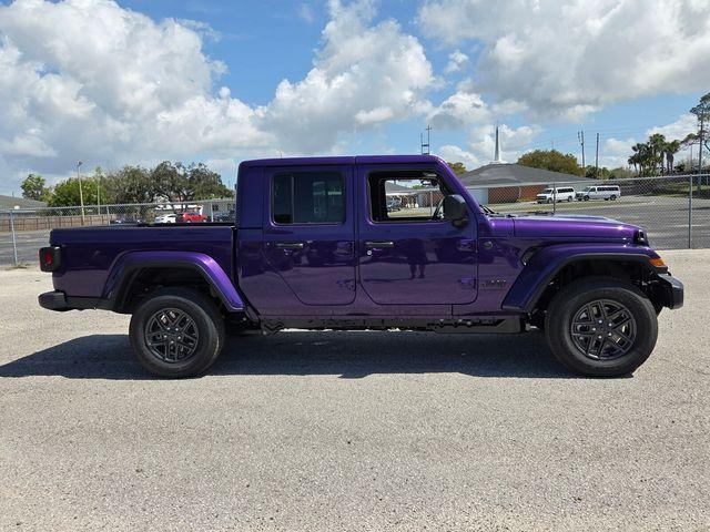new 2026 Jeep Gladiator car, priced at $39,965