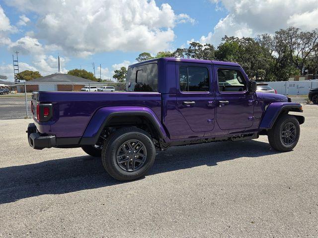 new 2026 Jeep Gladiator car, priced at $39,965