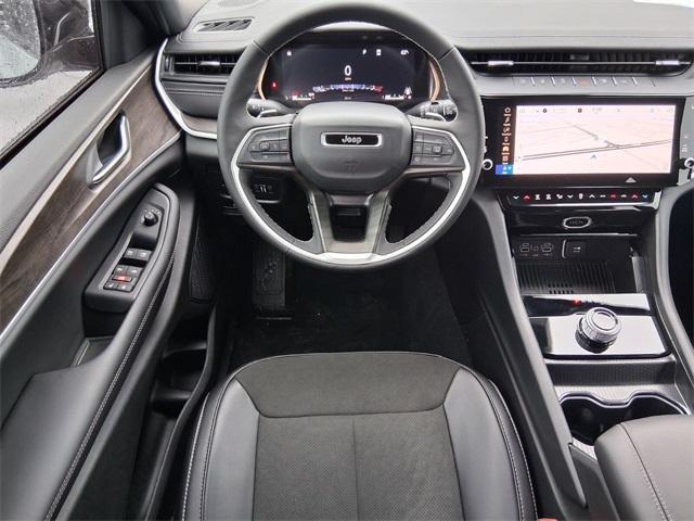 new 2026 Jeep Grand Cherokee car, priced at $42,356