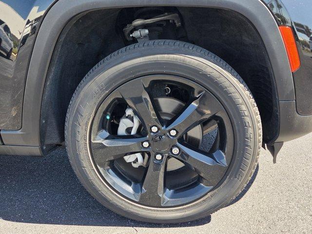 used 2023 Jeep Grand Cherokee car, priced at $33,888