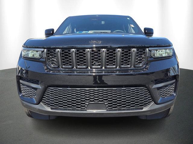 used 2023 Jeep Grand Cherokee car, priced at $33,888