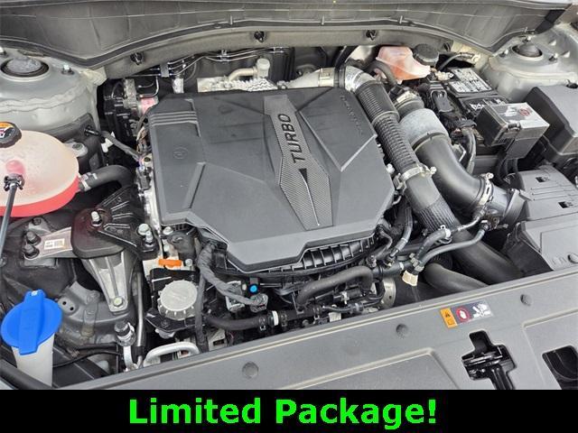 used 2023 Hyundai Santa Fe car, priced at $25,995